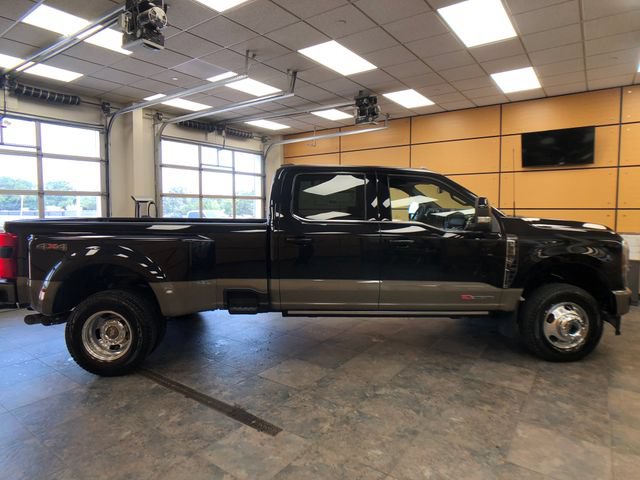New 2026 Ford F350 King Ranch w/ Snow Plow Prep Package AWD/4WD image 8