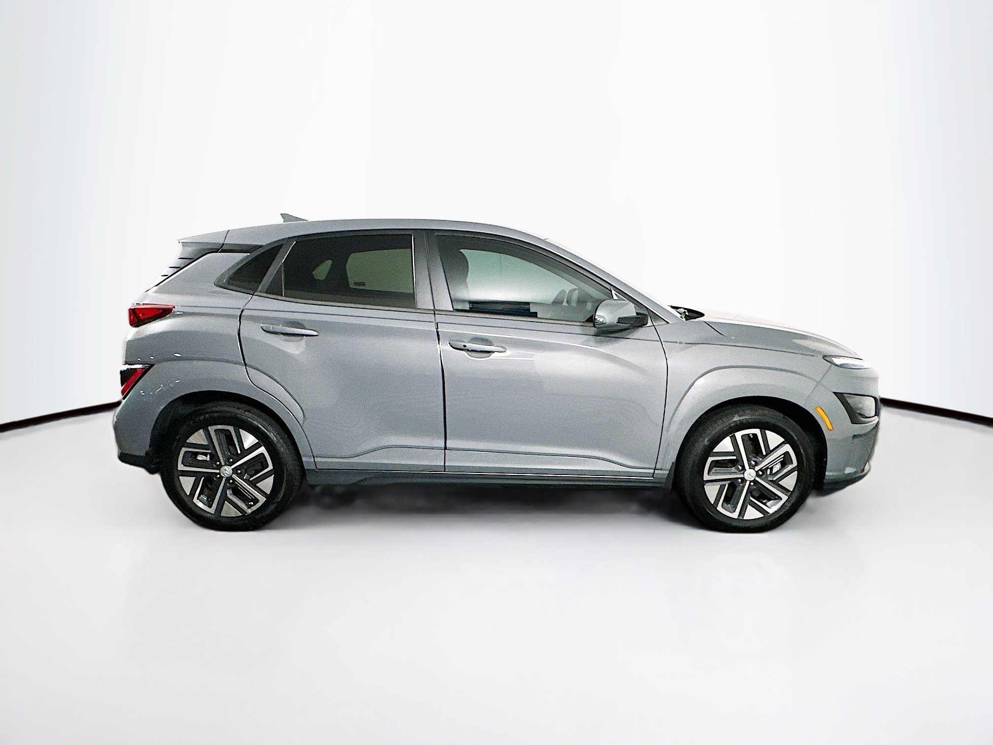 Used 2023 Hyundai Kona SE FWD image 10