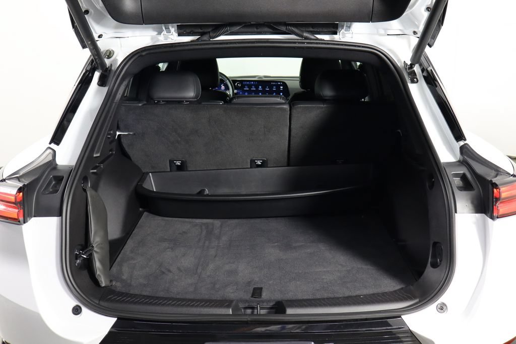 Used 2024 Chevrolet Equinox EV LT w/ LPO, Active Package FWD image 17