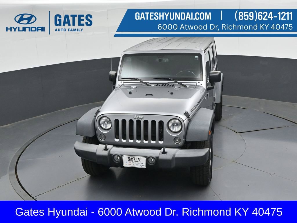 Used 2015 Jeep Wrangler Unlimited Rubicon w/ Max Tow Package AWD/4WD image 39