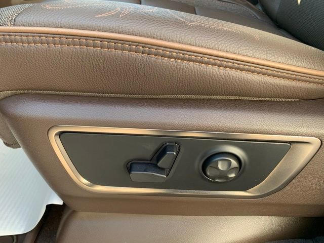 New 2025 RAM 1500 Limited w/ Trailer Tow Group AWD/4WD image 29