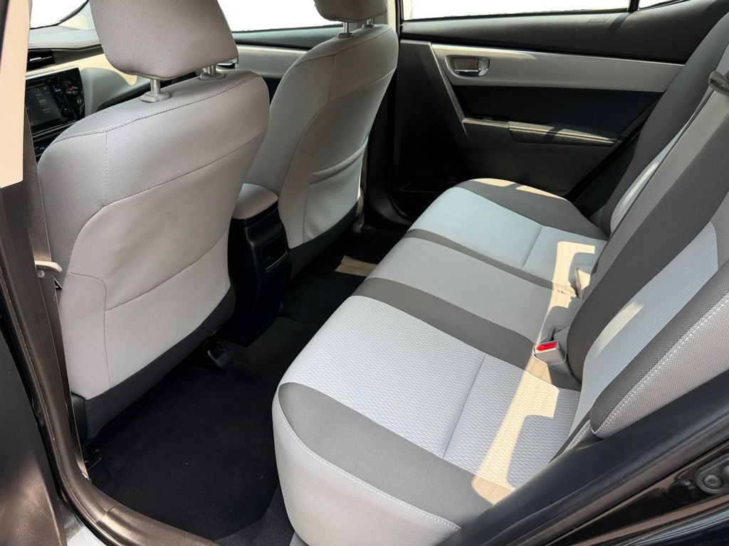 Used 2018 Toyota Corolla FWD image 12