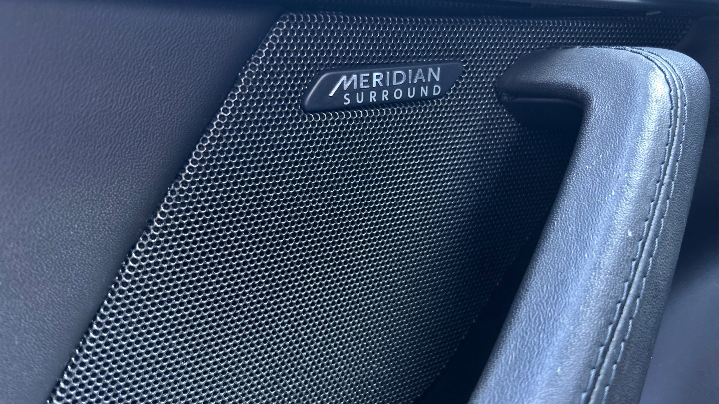 Used 2020 Jaguar F-TYPE Convertible image 22