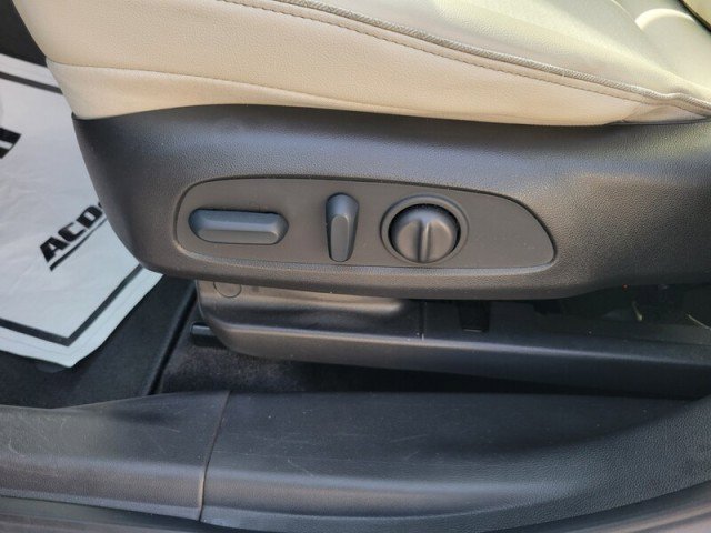 Used 2023 Buick Encore GX Select image 25
