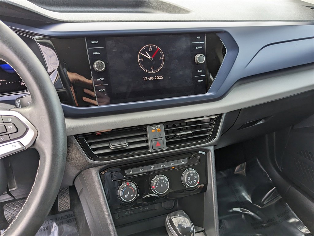 Certified 2023 Volkswagen Taos SE image 25