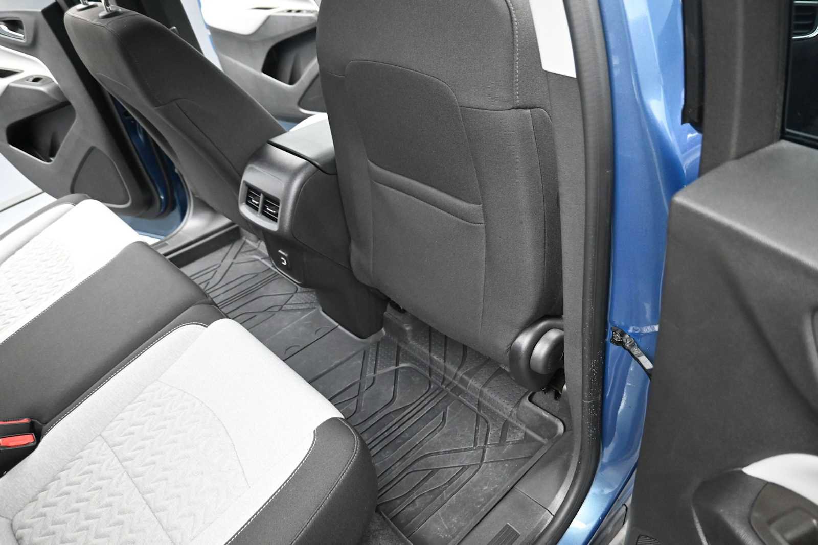 Used 2024 Chevrolet Equinox LS w/ LPO, Floor Liner Package AWD/4WD image 13