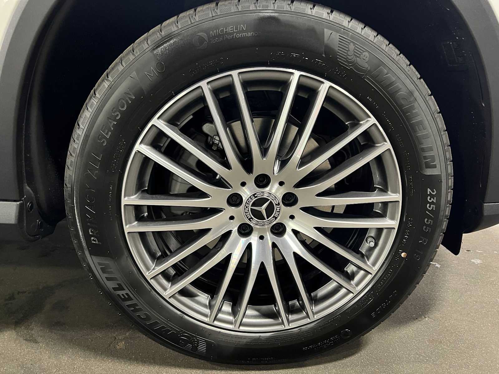 New 2027 Mercedes-Benz GLC 300 4MATIC image 9