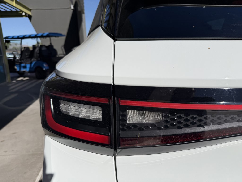 Used 2023 Volkswagen ID.4 Pro image 14