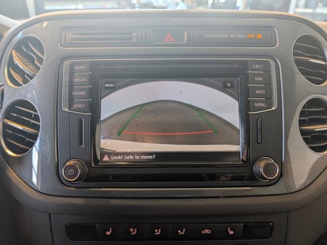 Used 2017 Volkswagen Tiguan Sport image 18