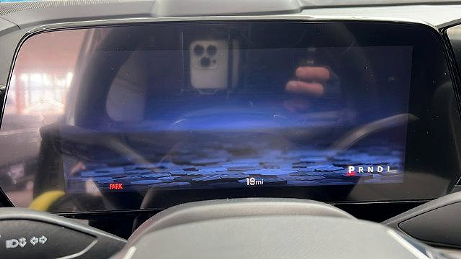 New 2025 Chevrolet Suburban Premier w/ Sun And Tow Package image 27