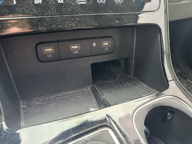 Used 2022 Kia Carnival SX image 30