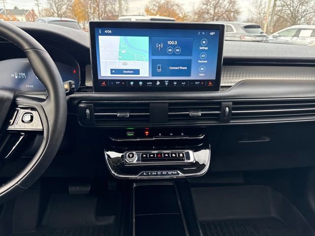 Certified 2024 Lincoln Corsair AWD w/ Equipment Group 101A image 22