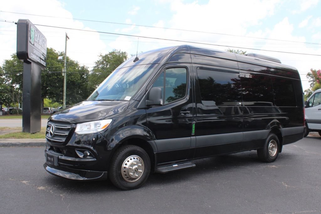 Used 2023 Mercedes-Benz Sprinter 3500 video 1