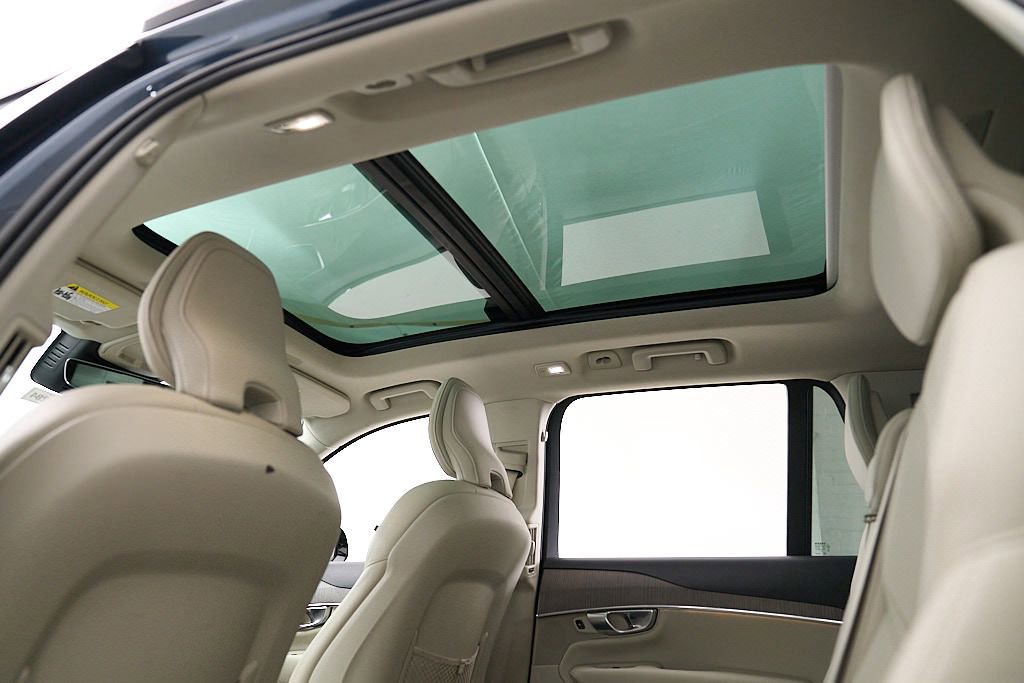 Certified 2023 Volvo XC90 T8 Plus w/ Protection Package Premier AWD/4WD image 26