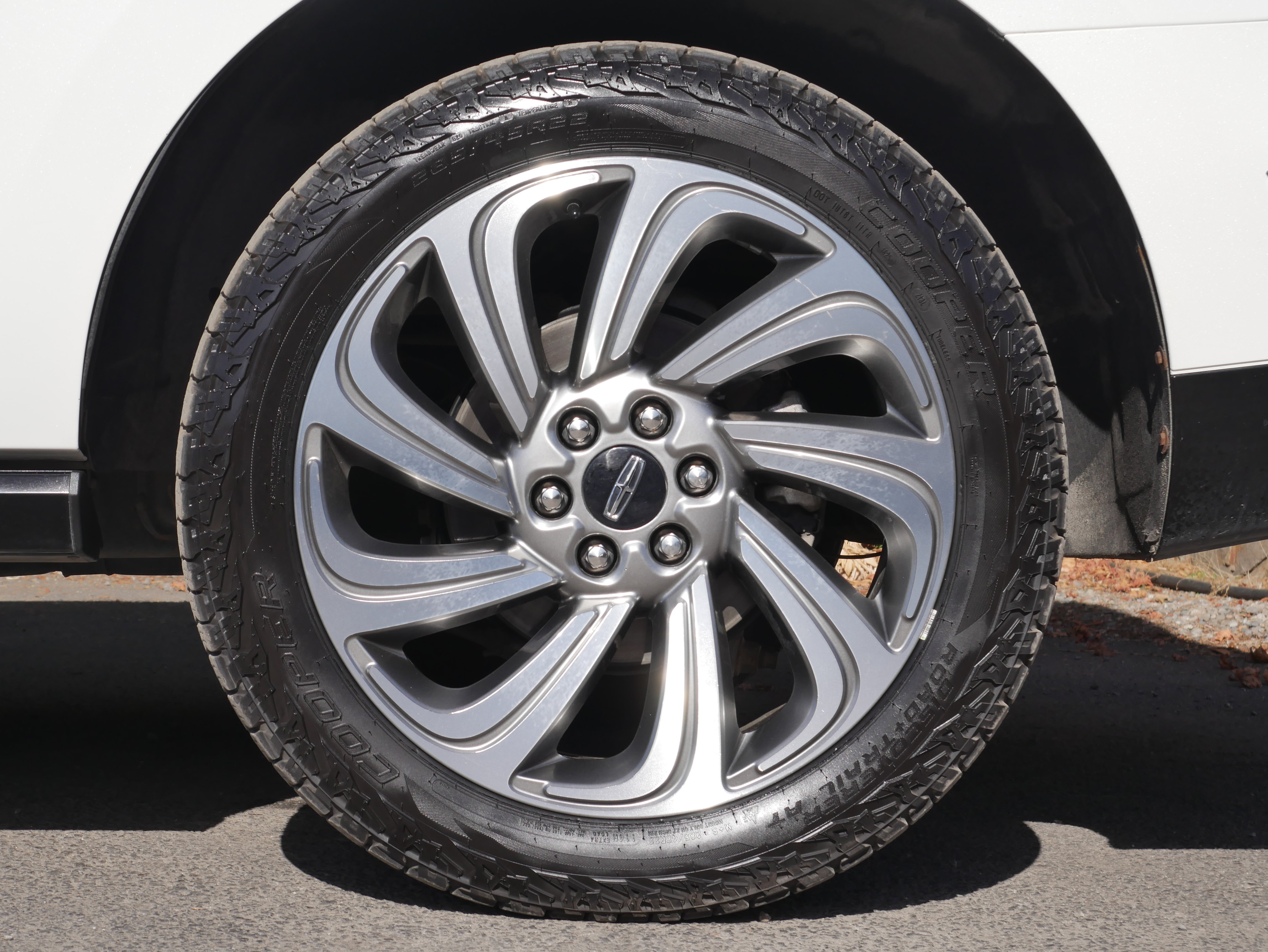 Used 2023 Lincoln Navigator Reserve w/ Equipment Group 201A AWD/4WD image 21