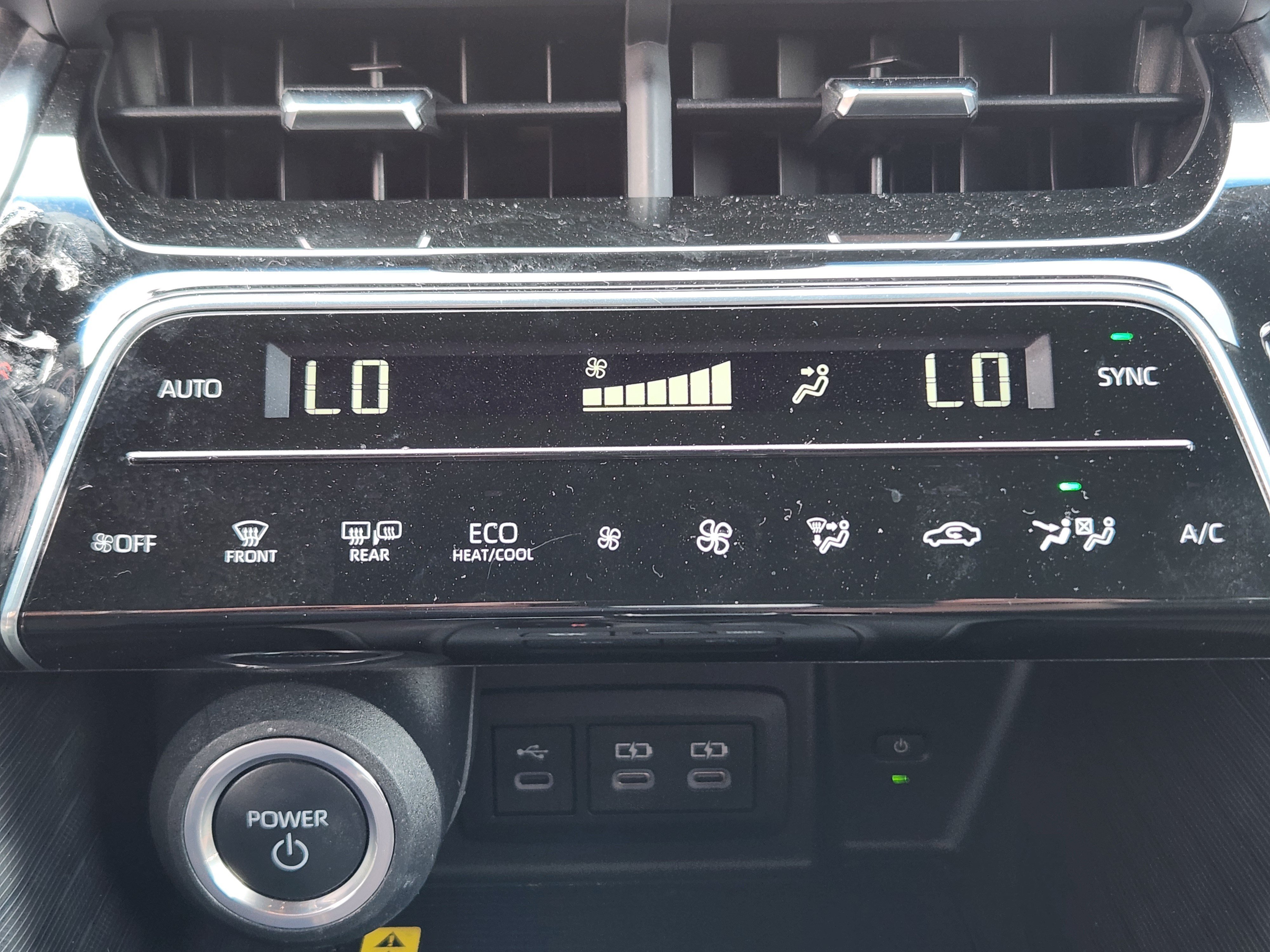Used 2023 Toyota Venza Nightshade AWD/4WD image 15