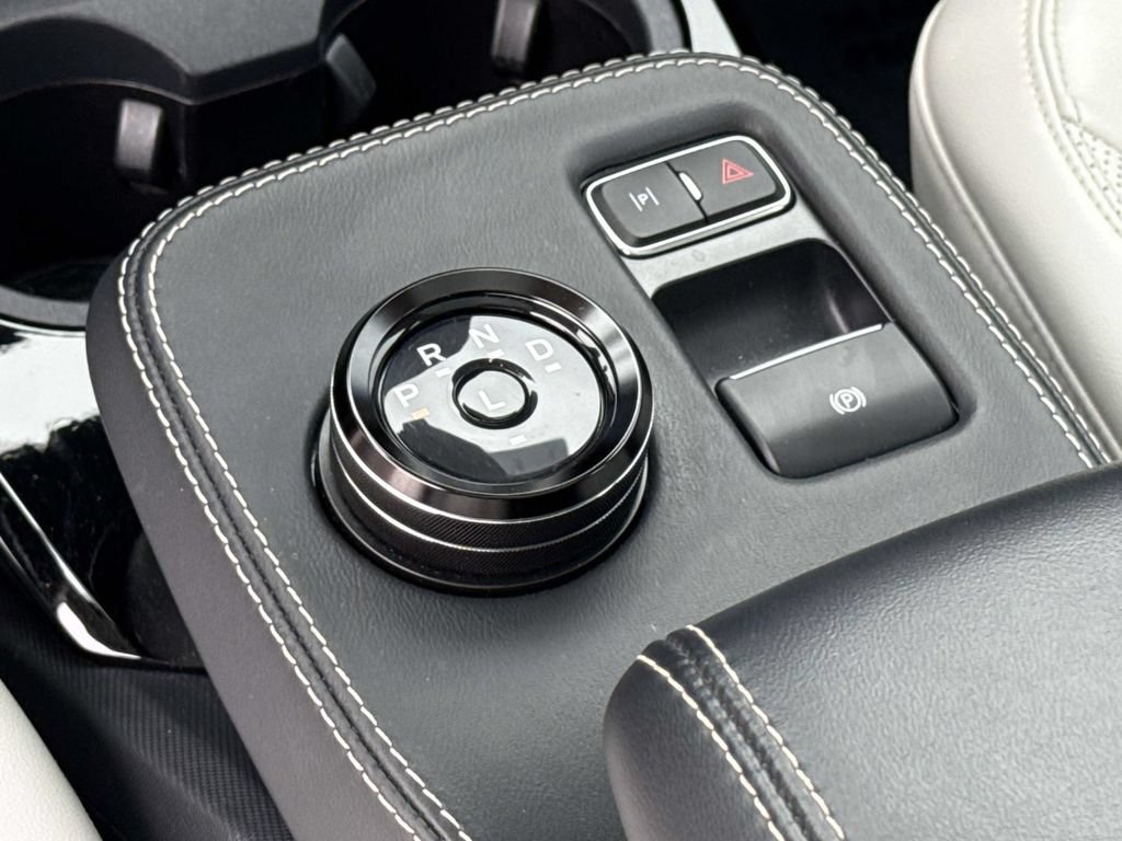 Used 2022 Ford Mustang Mach-E Premium AWD/4WD image 37