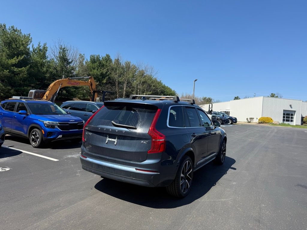 Used 2025 Volvo XC90 B6 Plus w/ Protection Package AWD/4WD image 8