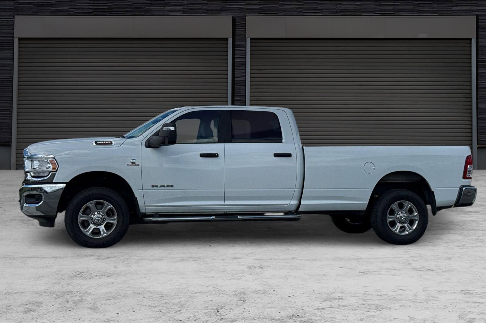 Used 2024 RAM 3500 Big Horn image 7