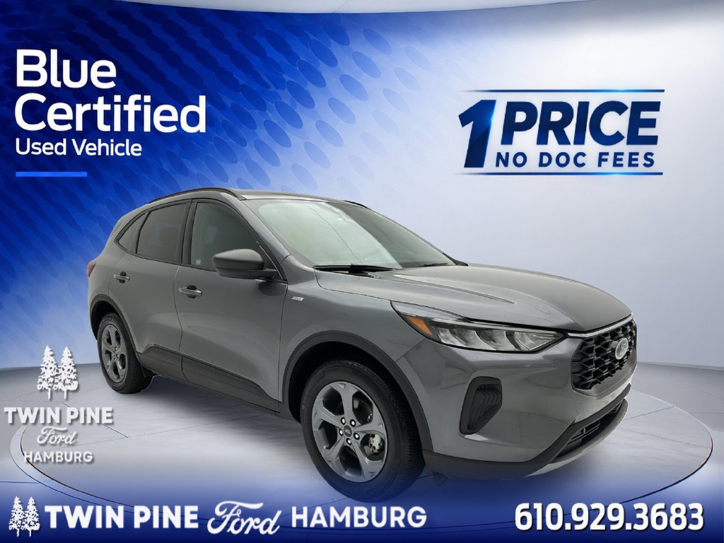Used 2025 Ford Escape ST-Line AWD/4WD image 1