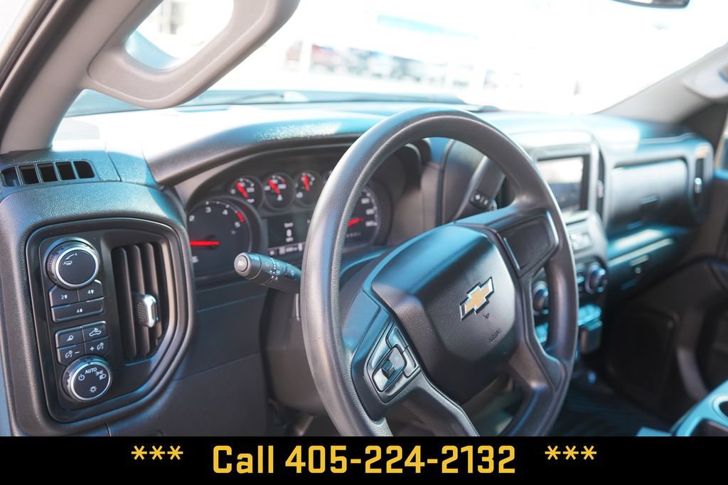 Used 2025 Chevrolet Silverado 2500 Custom w/ Custom Value Package AWD/4WD image 19