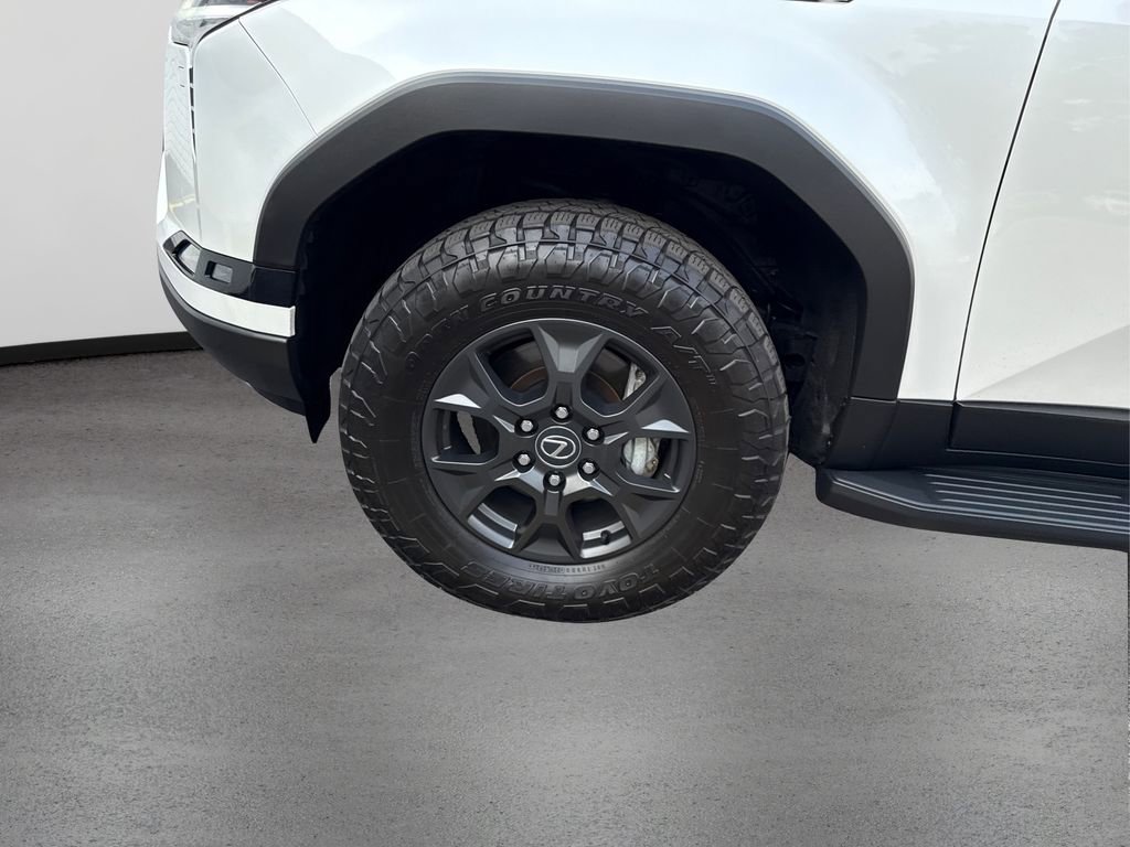 Used 2024 Lexus GX 550 550 Overtrail image 12