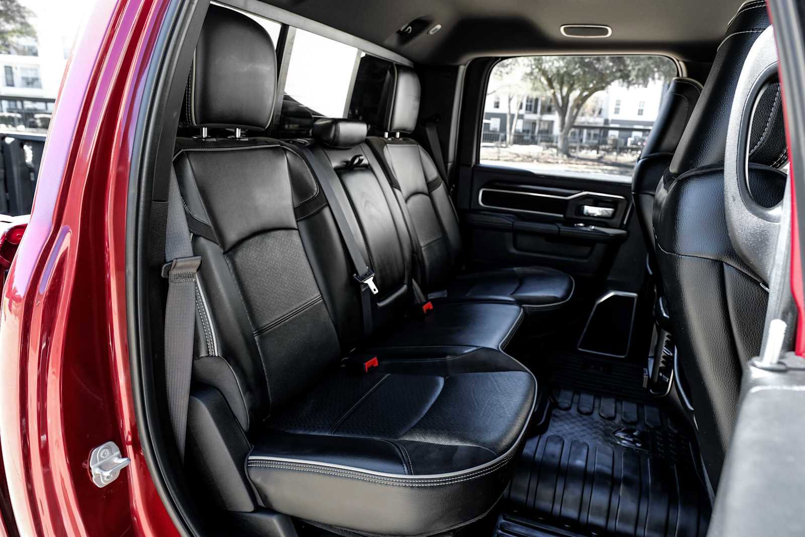Used 2022 RAM 3500 Laramie AWD/4WD image 37