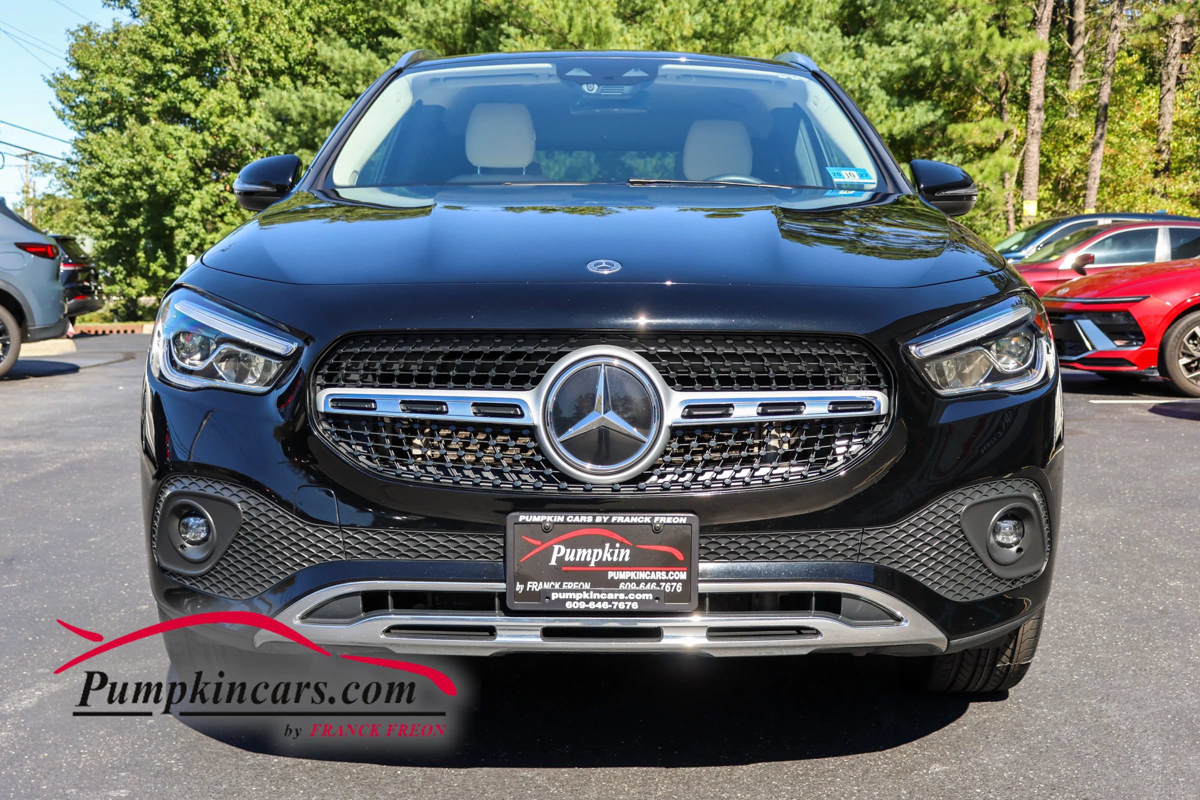 Used 2021 Mercedes-Benz GLA 250 4MATIC w/ Premium Package image 8