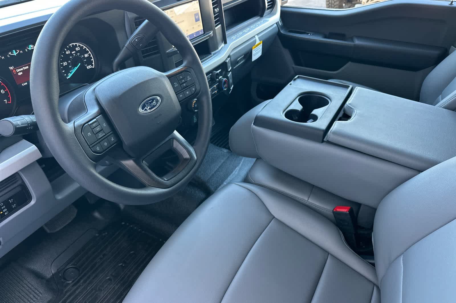 New 2026 Ford F250 XL w/ XL Chrome Package RWD image 12