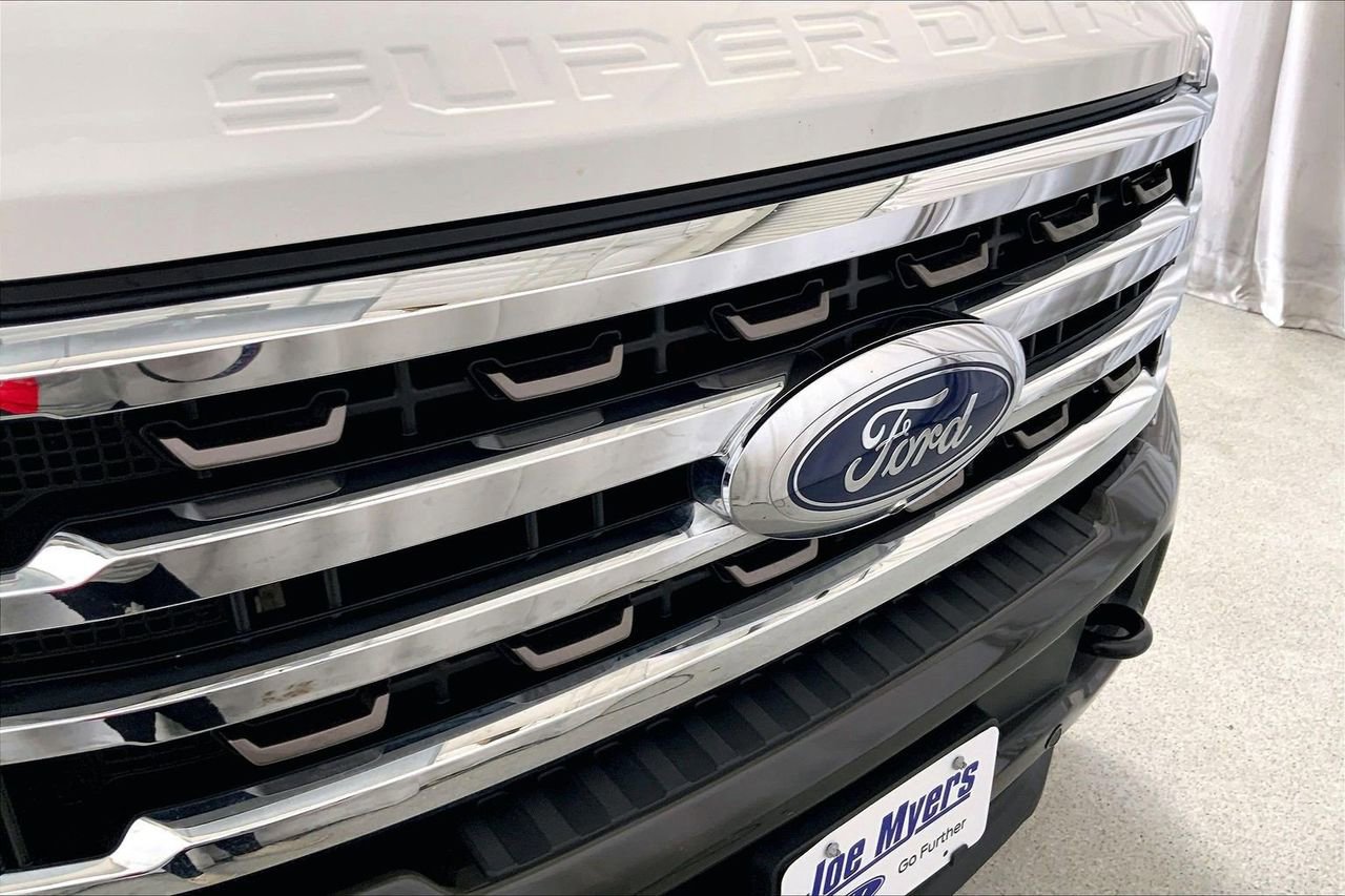 Certified 2025 Ford F350 King Ranch image 30
