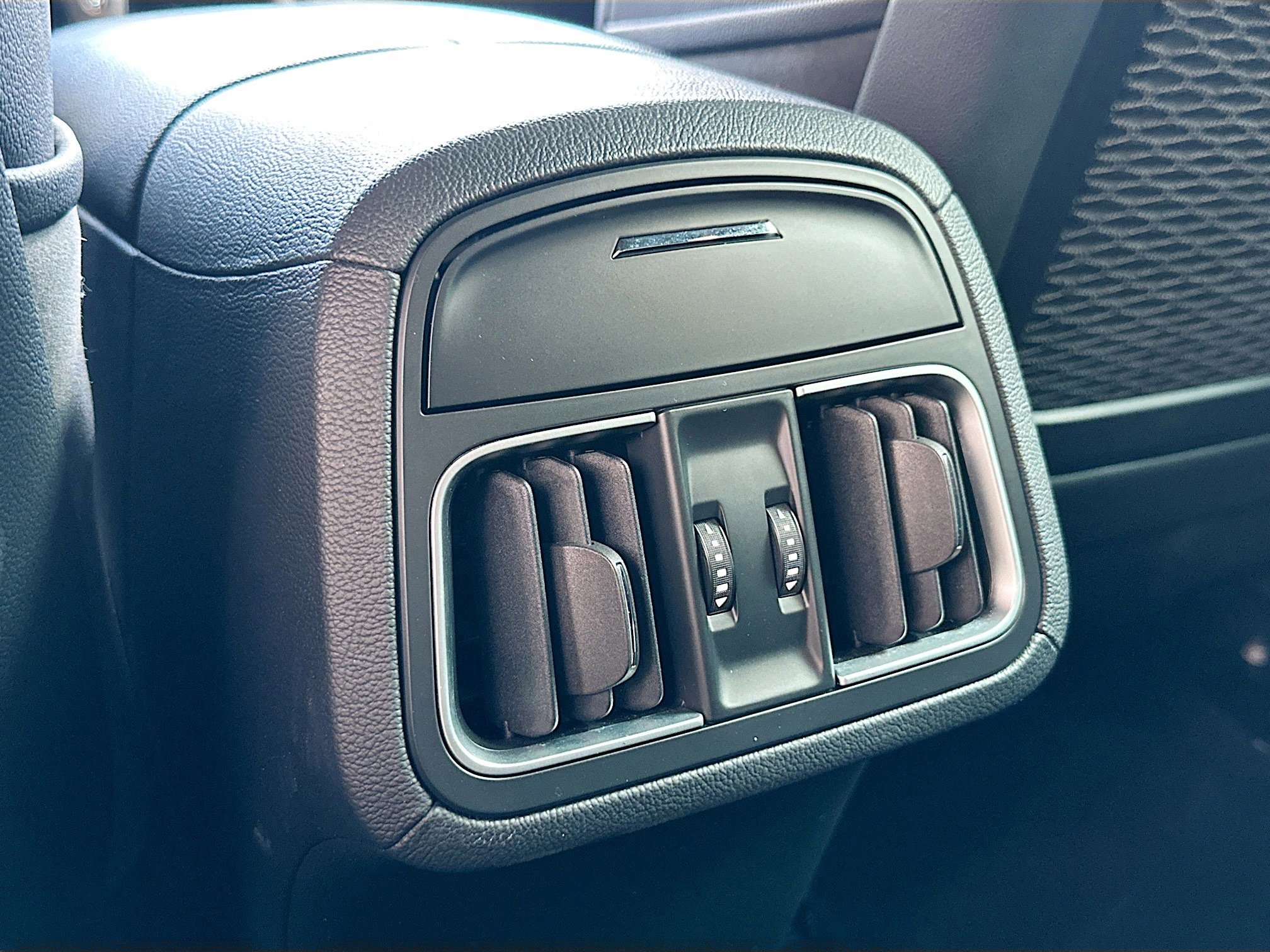 Used 2023 Maserati Levante Modena image 25