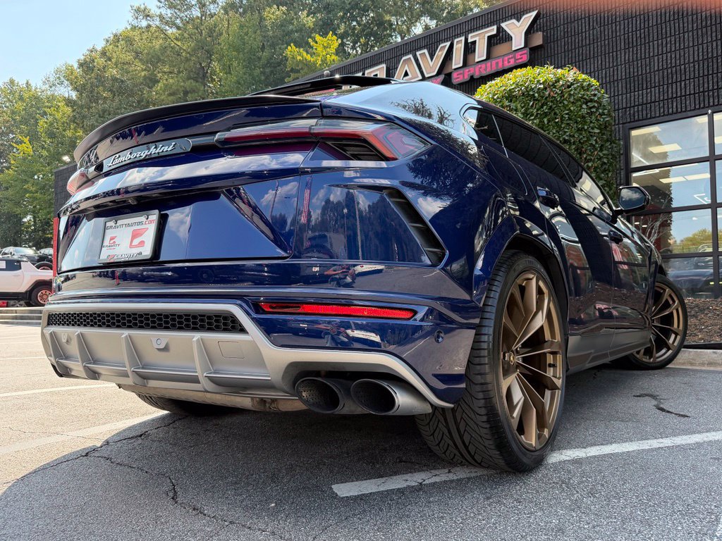 Used 2021 Lamborghini Urus AWD/4WD image 13