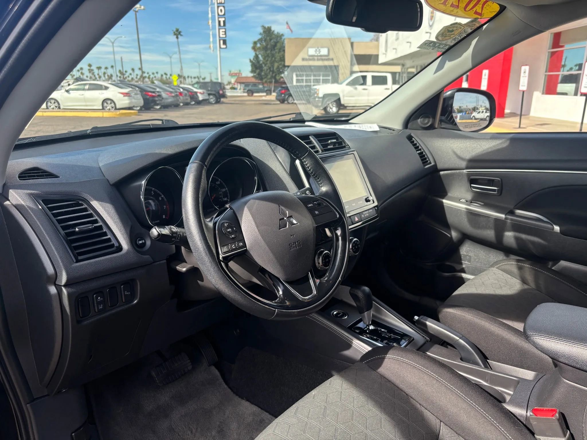 Used 2021 Mitsubishi Outlander Sport SE image 13