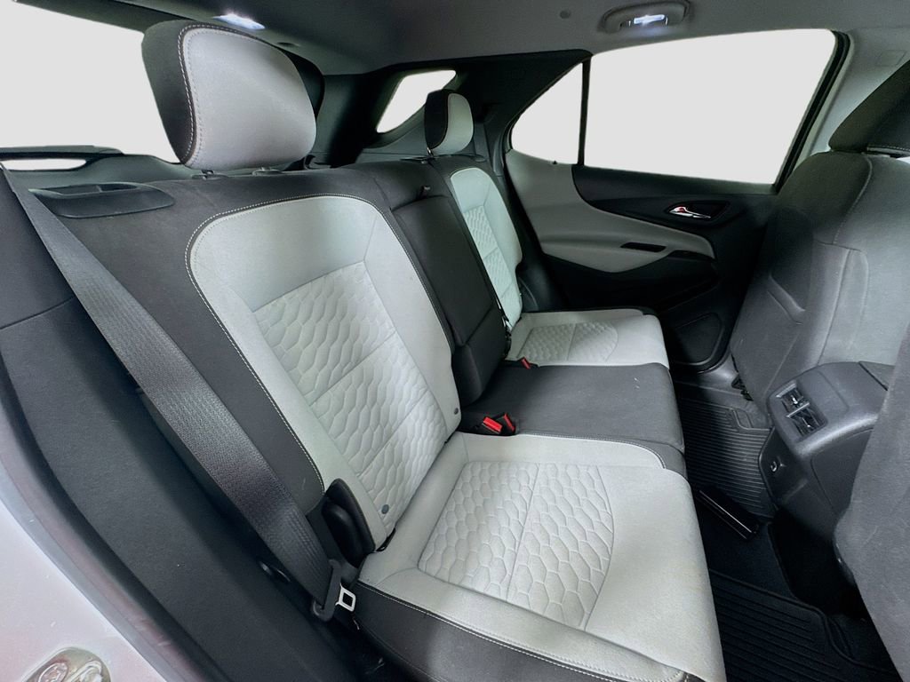 Used 2020 Chevrolet Equinox LT FWD image 29