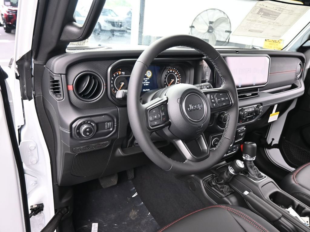 New 2026 Jeep Gladiator Rubicon w/ Steel Power Dome Hood Package AWD/4WD image 10
