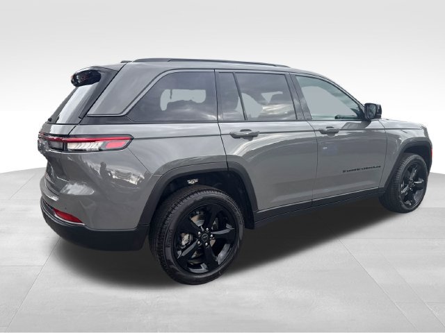 New 2027 Jeep Grand Cherokee Limited AWD/4WD image 7