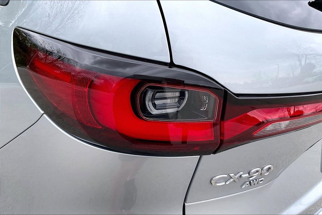 Certified 2024 MAZDA CX-90 Plug-In Hybrid w/ Premium Pkg AWD/4WD image 30