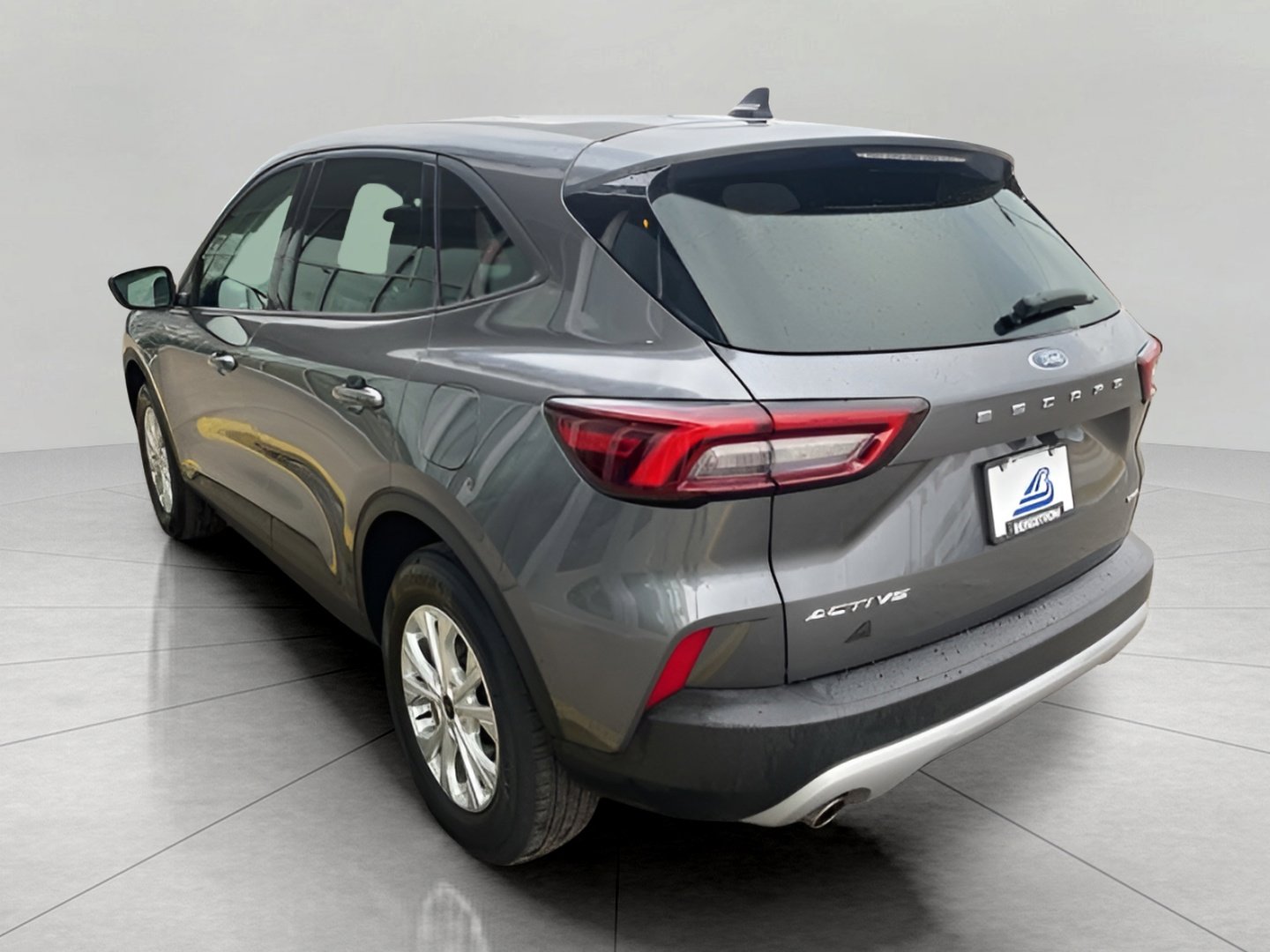 Certified 2025 Ford Escape Active AWD/4WD image 8