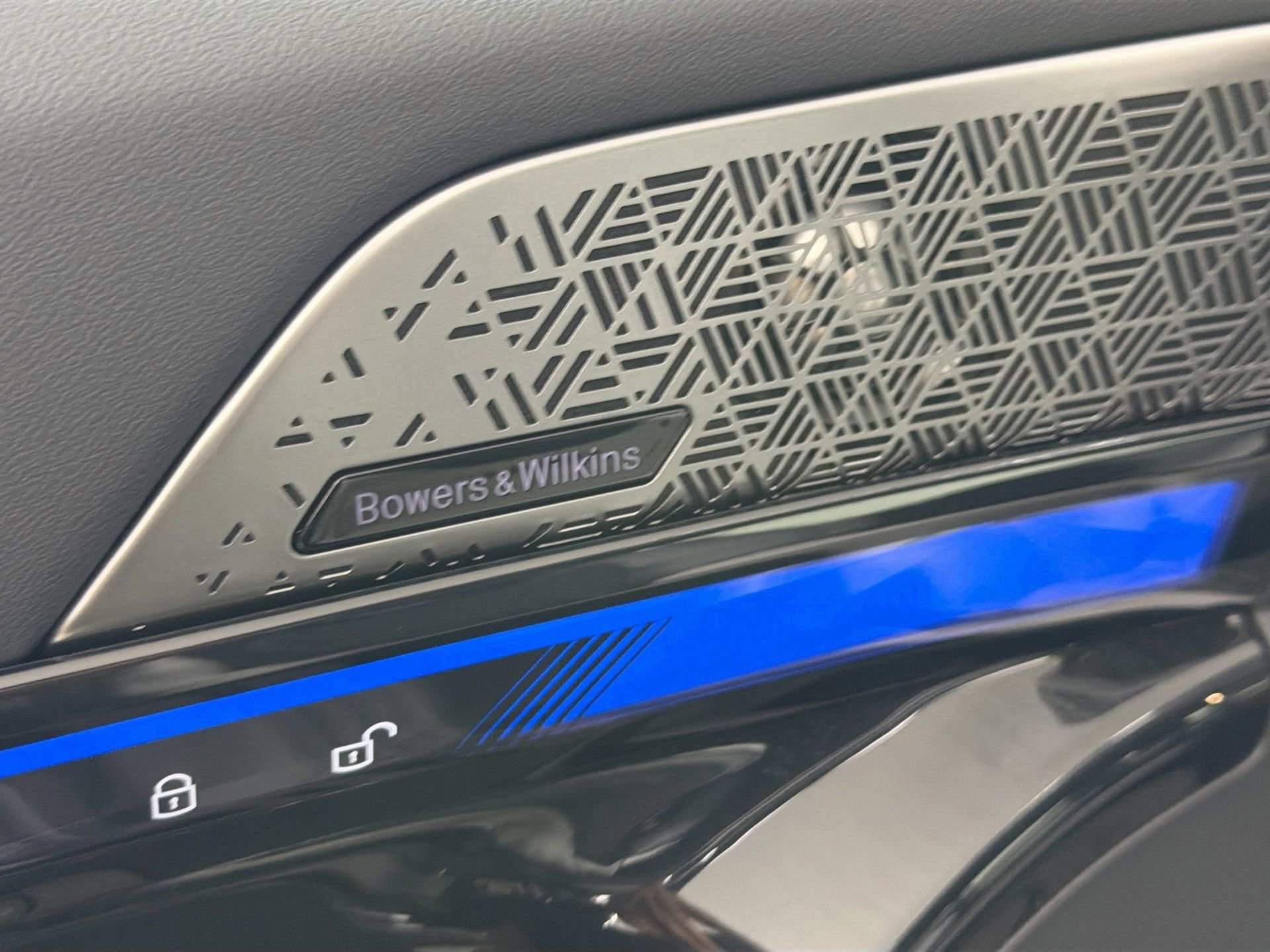 Used 2025 BMW M5 Touring image 20