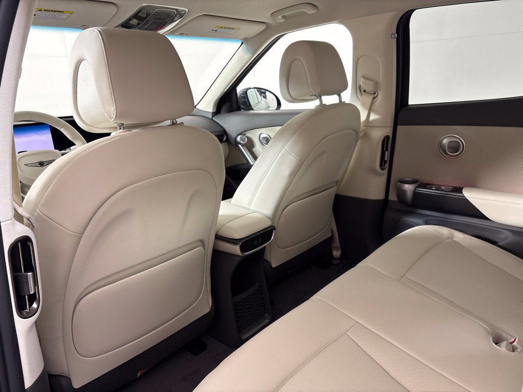 New 2027 Genesis GV60 RWD image 19