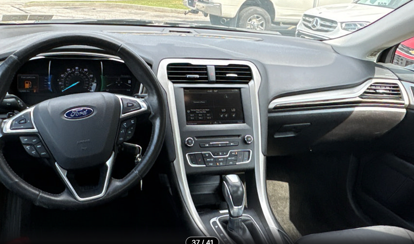 Used 2016 Ford Fusion SE w/ Equipment Group 202A AWD/4WD image 6