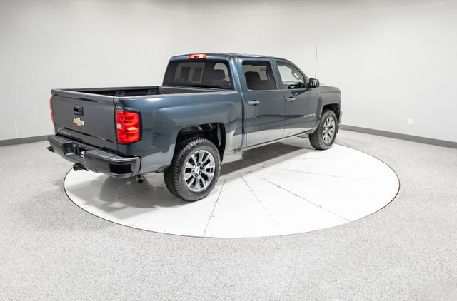 Used 2018 Chevrolet Silverado 1500 W/T AWD/4WD image 29