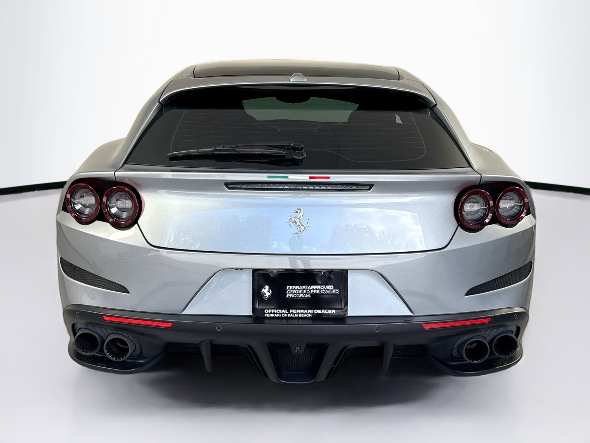 Certified 2019 Ferrari GTC4Lusso T RWD image 6