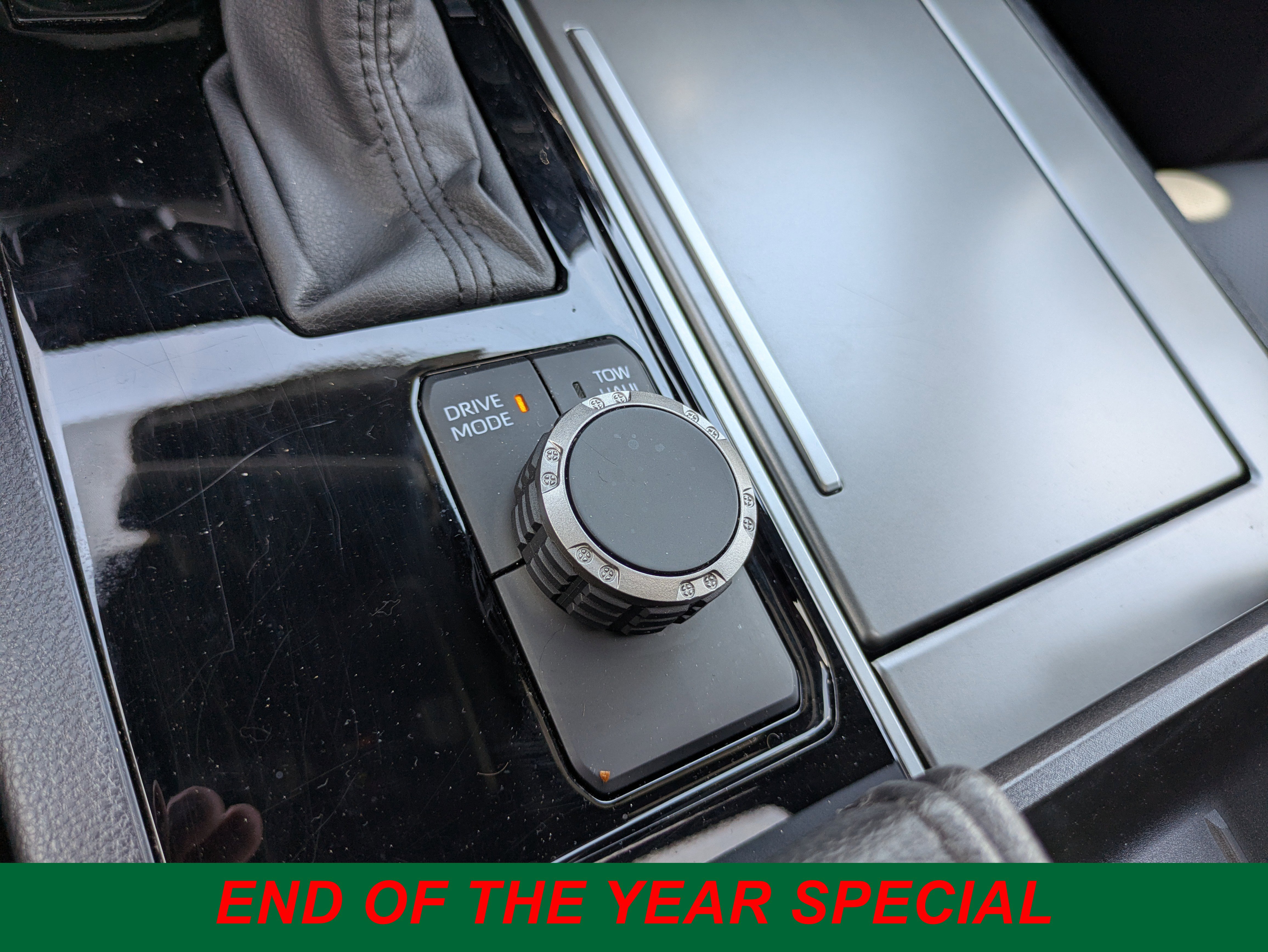 Certified 2025 Toyota Sequoia SR5 image 21