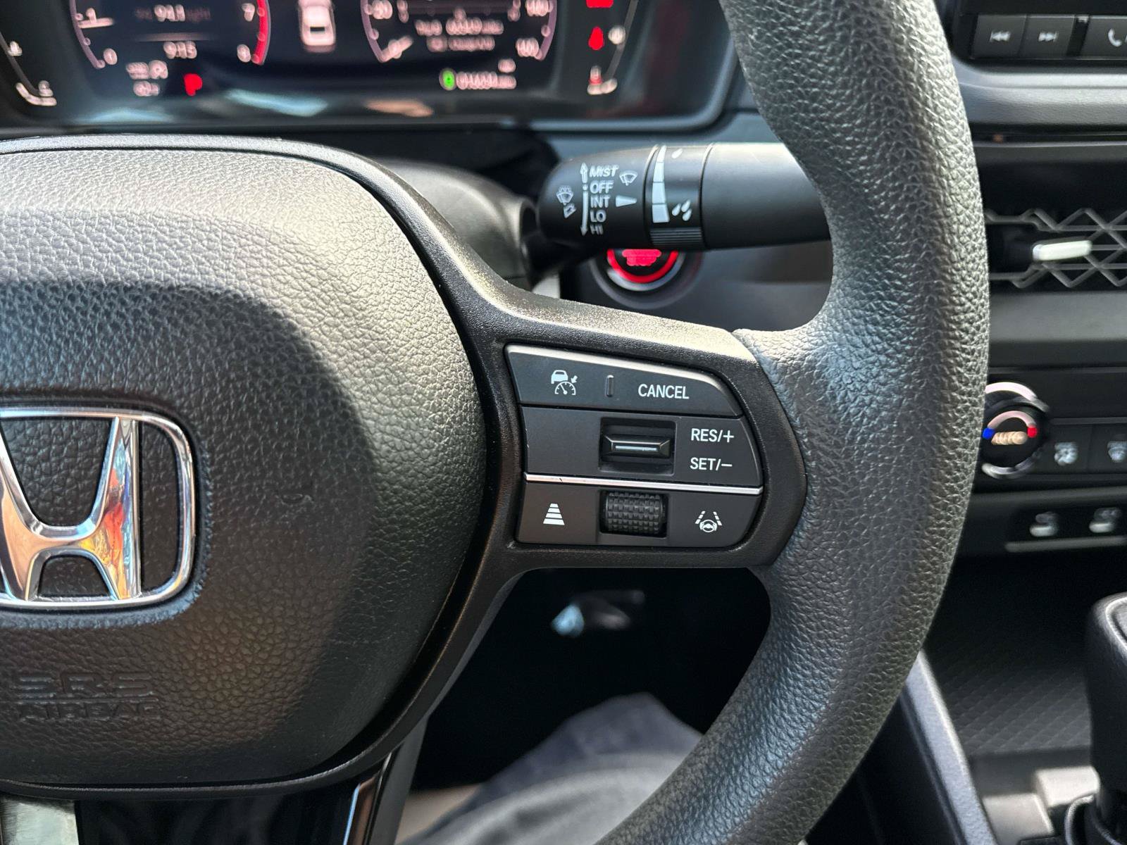 Used 2023 Honda Accord EX image 25