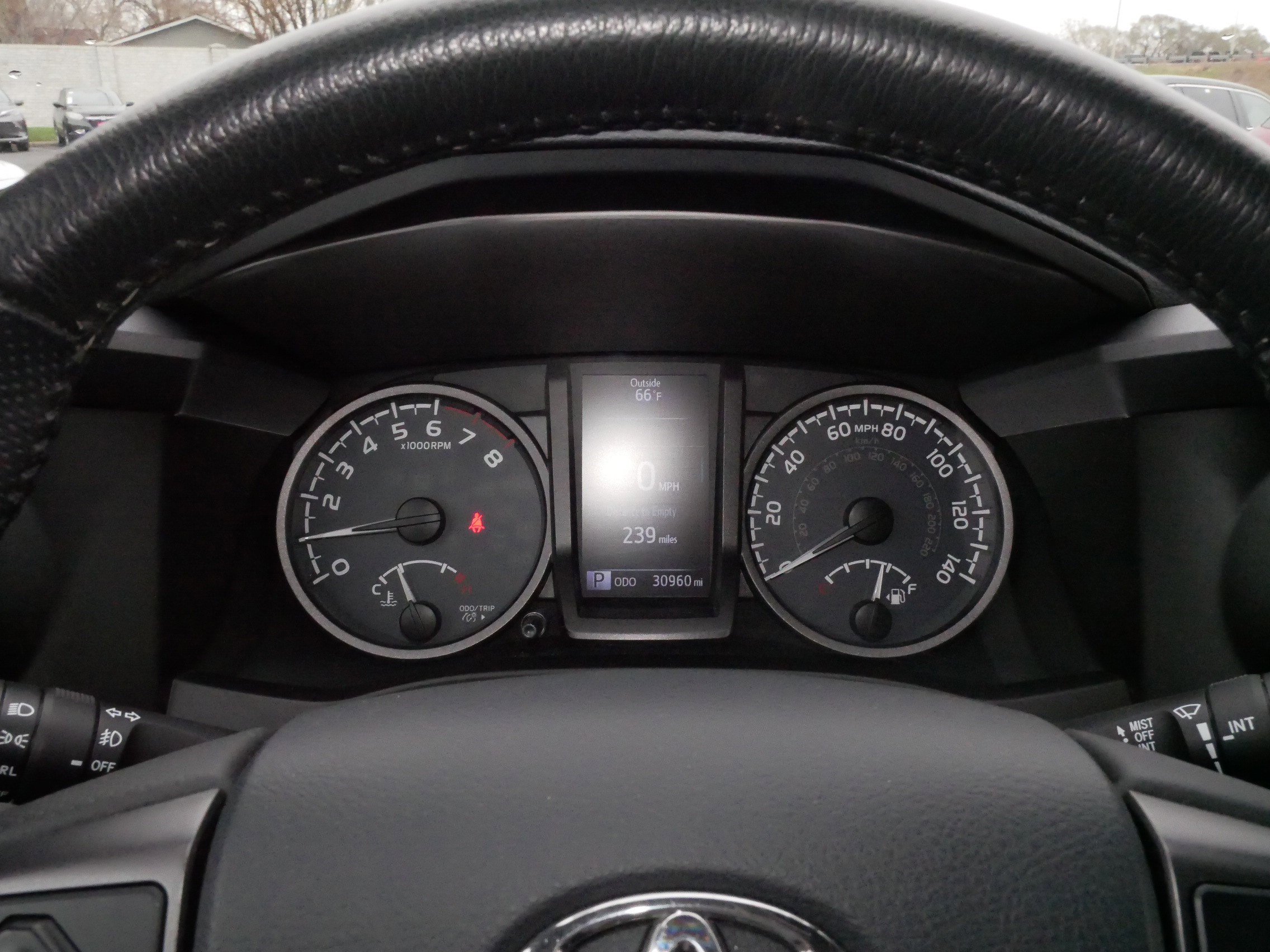 Used 2017 Toyota Tacoma TRD Off-Road w/ Tow Package (A/T) image 21