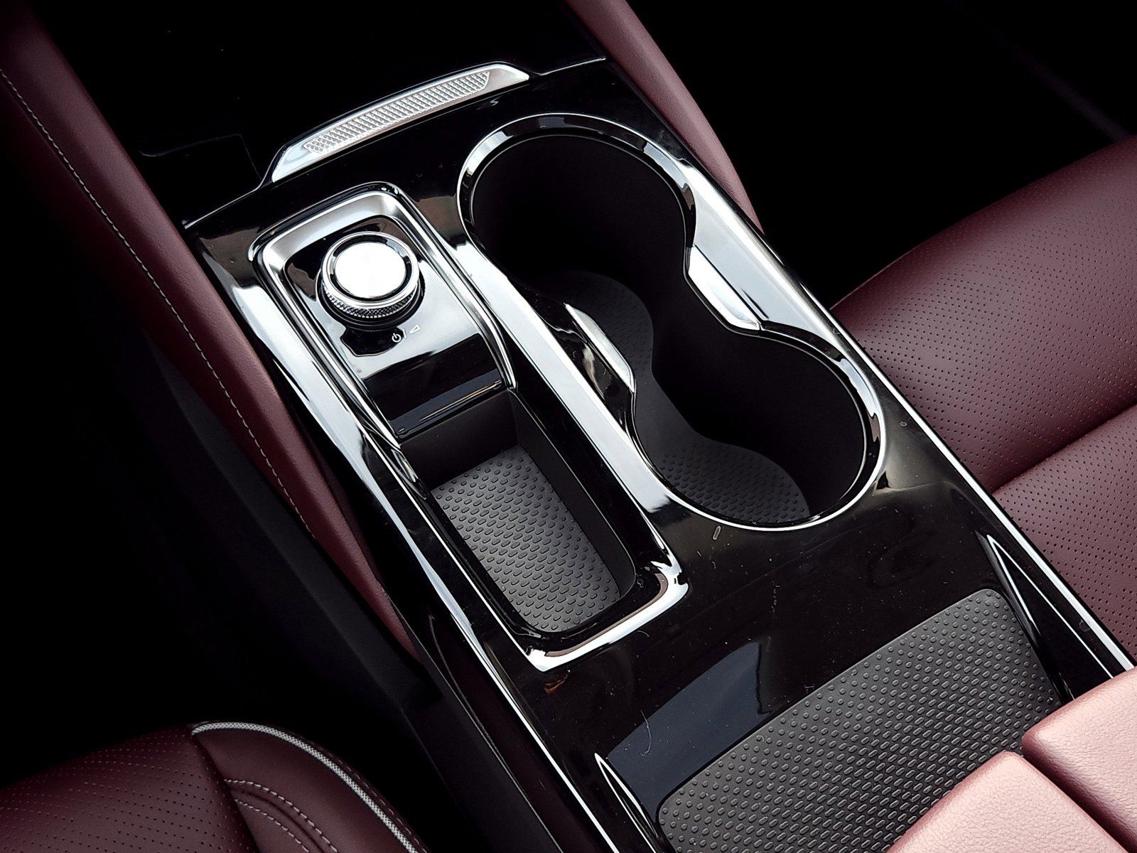 New 2025 Buick Envision Sport Touring image 15