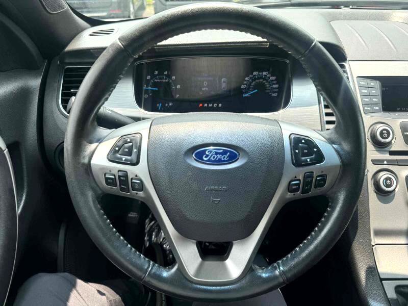 Used 2016 Ford Taurus SEL image 20