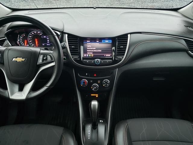 Used 2020 Chevrolet Trax LT w/ LT Convenience Package AWD/4WD image 15