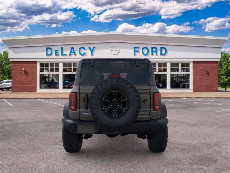 New 2026 Ford Bronco Badlands w/ Sasquatch Package AWD/4WD image 5